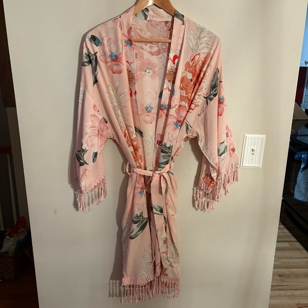 Floral Pink Kimono Robe, Sz L